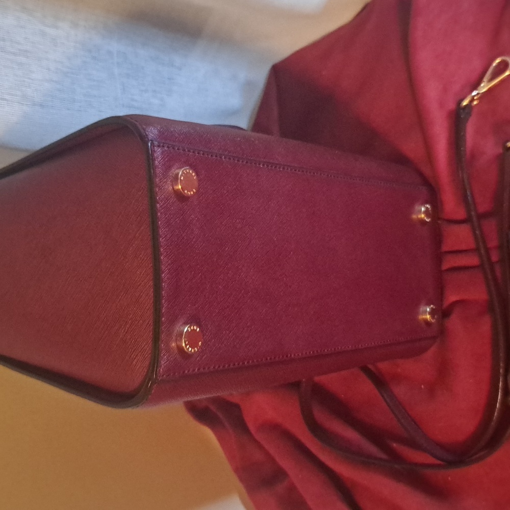 Michael Kors Burgundy Satchel or Crossbody Excellent Condition Like New - Picture 8 of 12